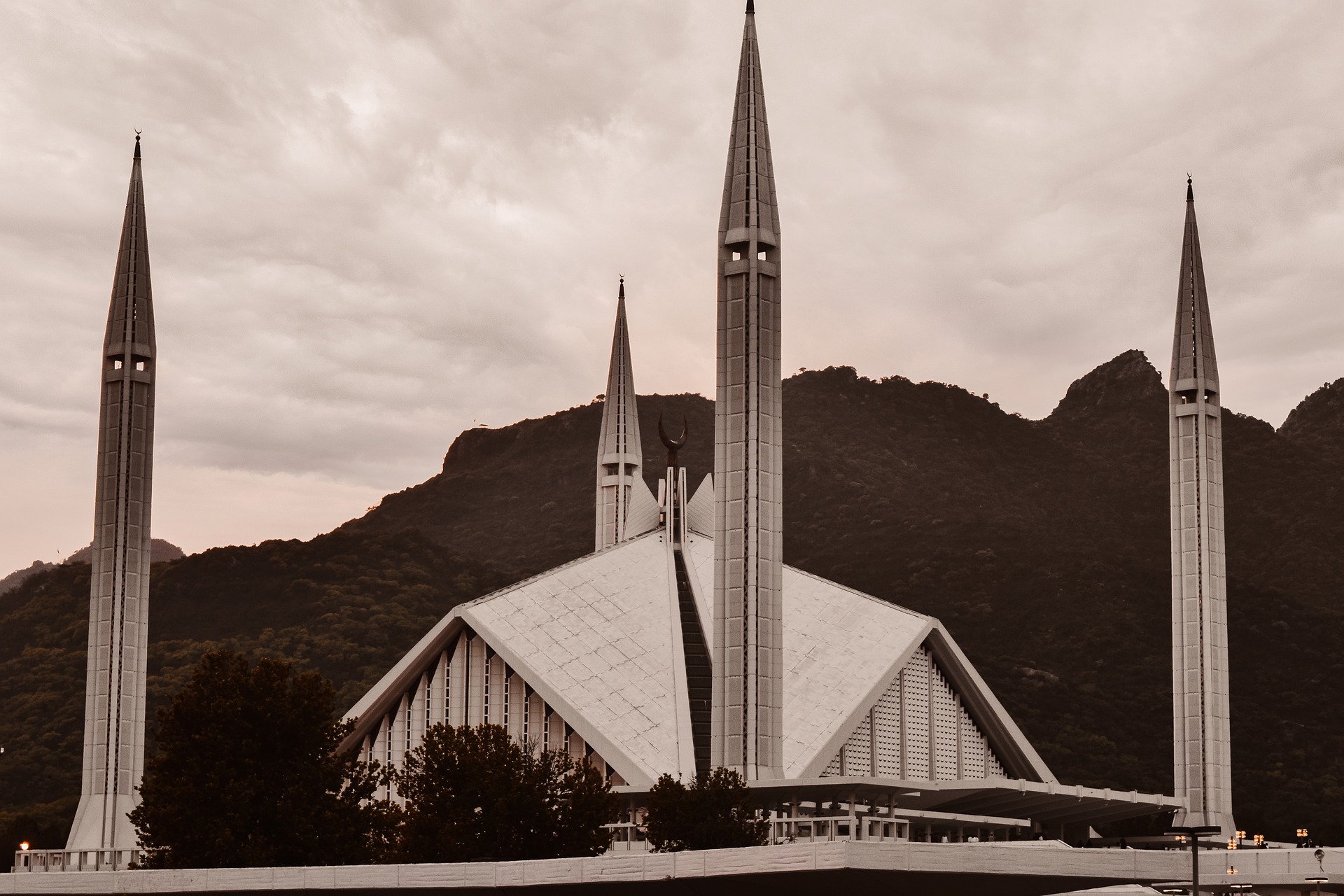 must-visit places in Islamabad
