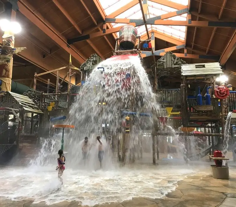 Water Park Hotels in Michigan